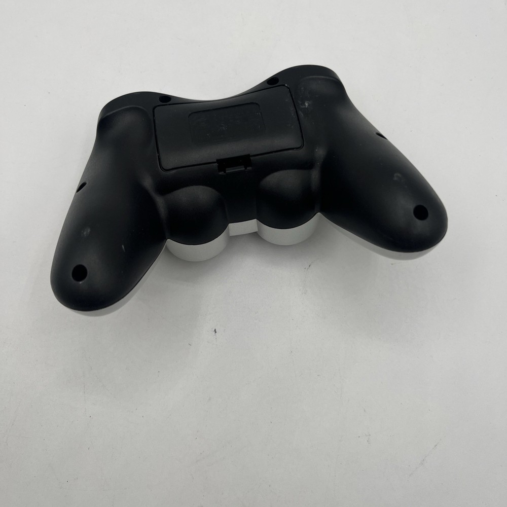 Pelican Predator Wireless Controller for PlayStation No Reciever Untested