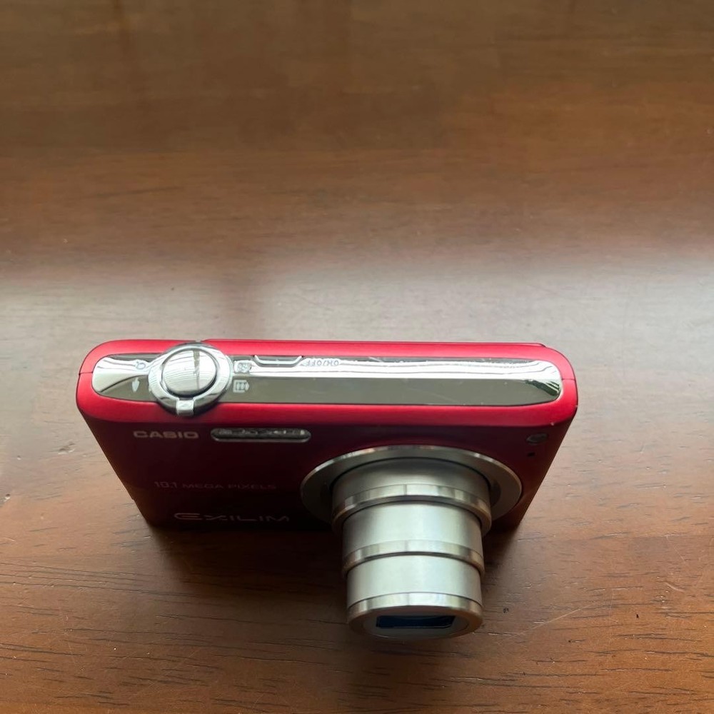 Casio EXILIM Compact Digital Camera Red 10.1 Megapixels Tested