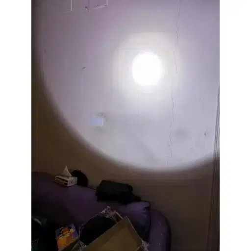 Diving Waterproof Flashlight (Uses 18650 Rechargeable Battery)