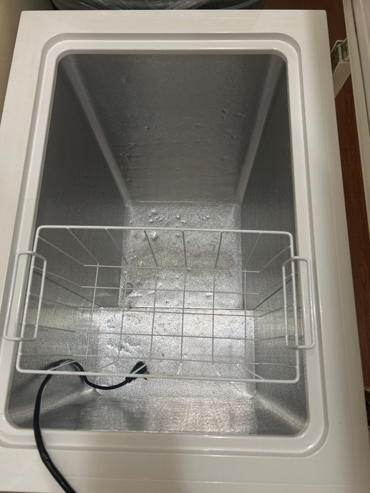 Hisense Deep freezer. medium
