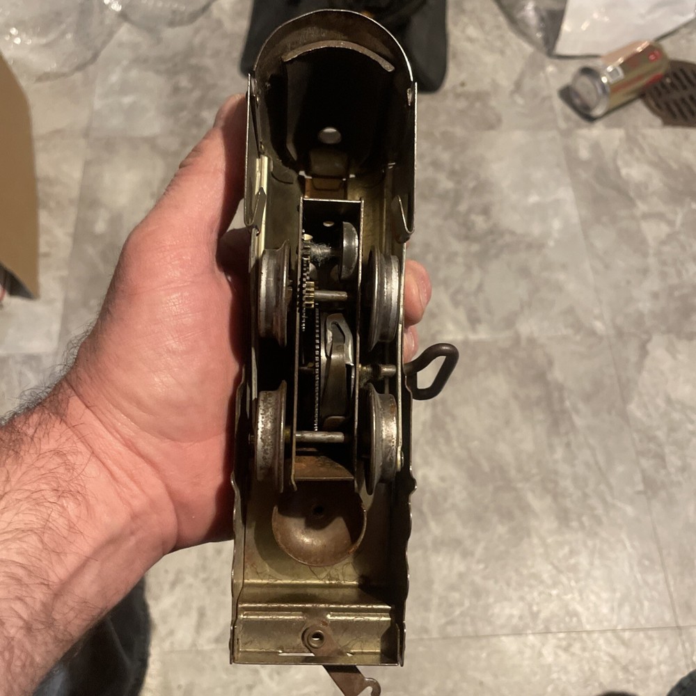 Hafner Train Wind Up Locomotive #2000