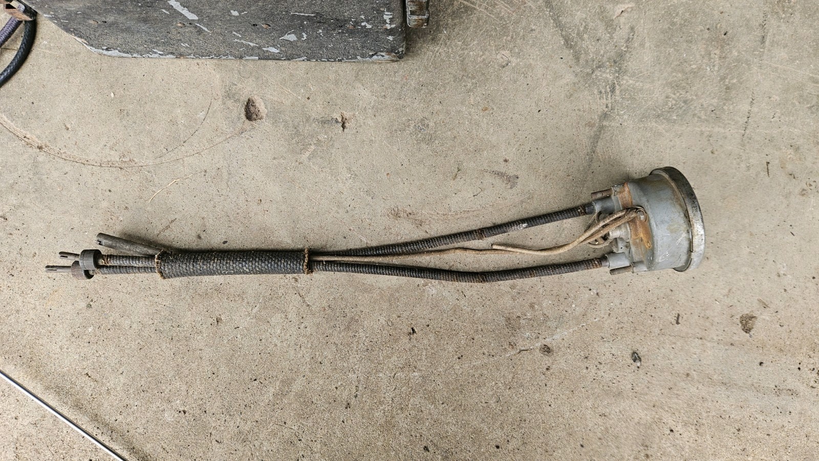 Original 1937 Ford AM Radio Box Controls Dials Repro Antenna Standard Deluxe 37