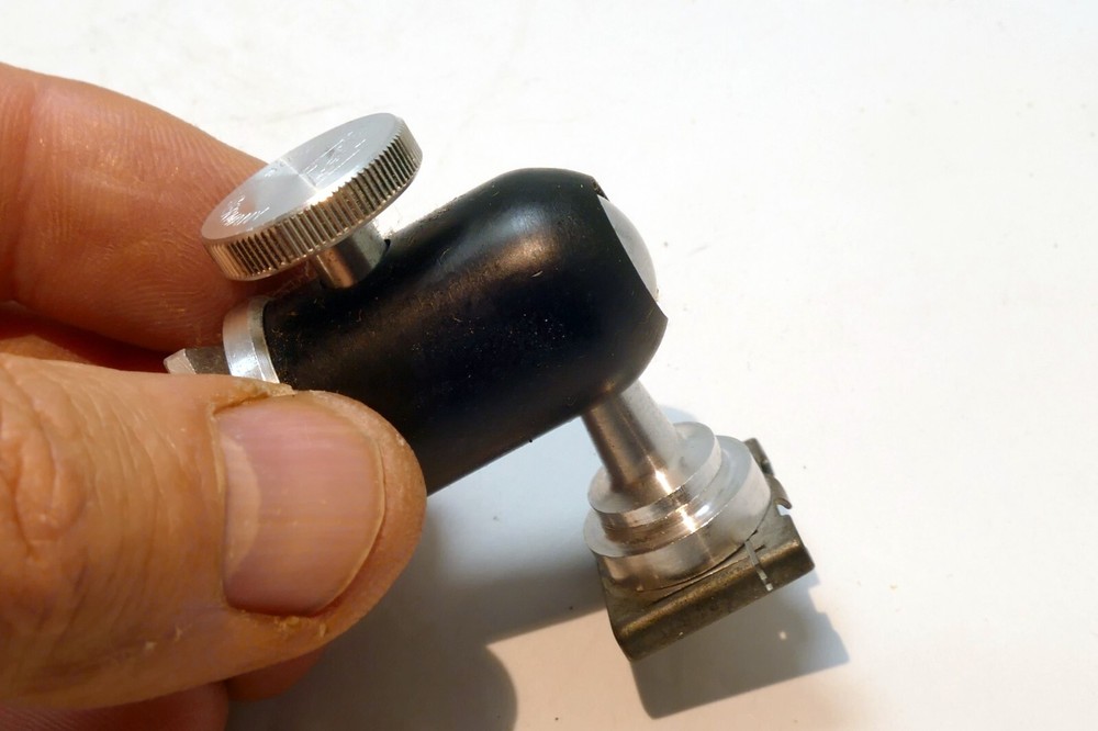 ✅ PRAZISION GERMAN SMALL BALL & SOCKET TRIPOD HEAD FOR FLASH SLAVE