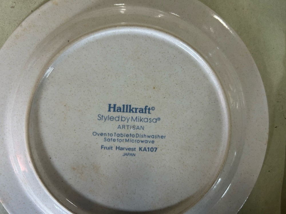 Five Piece Dinner Set Hallkraft Stoneware, Fruit Harvest