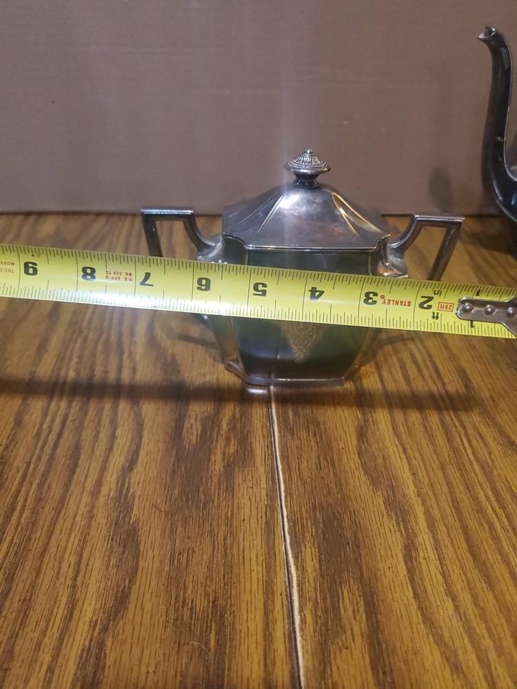 1847 Rogers Bros Tea Set Three-Piece Silver Plate 'Ancestral' Pattern