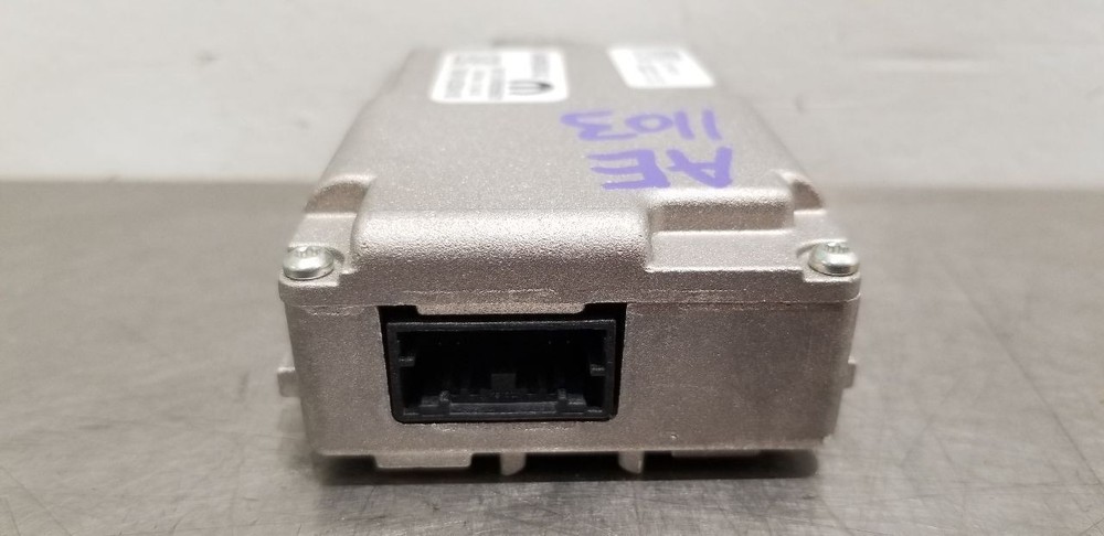 23 DODGE DURANGO FRONT VIEW WINDSHIELD MOUNTED CAMERA 68495638AC