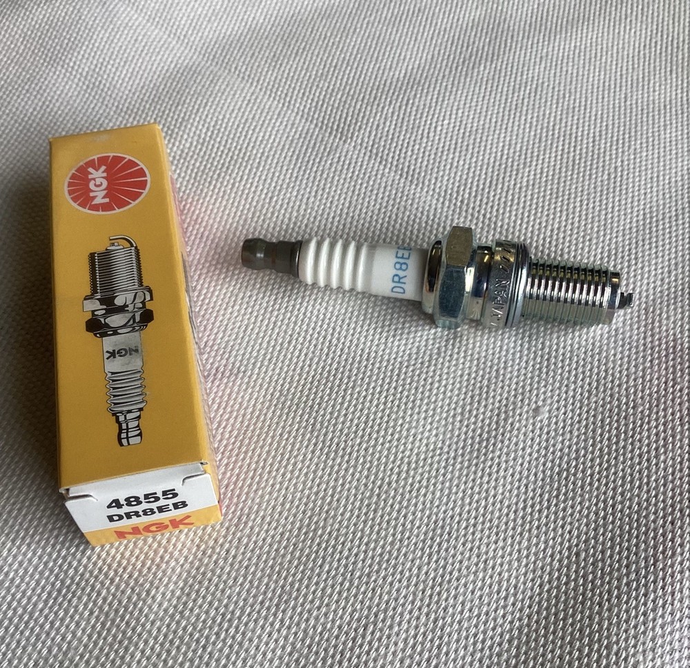 NGK Spark Plug DR8EB     4855