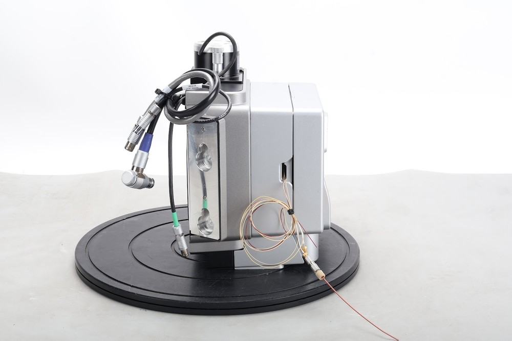 Waters Ion Key MS Microflow UPLC Ion Source w/ iKey BEH C4 Separation Device