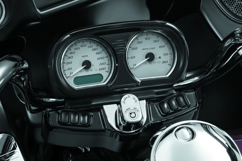 Kuryakyn Switch Panel Accent Black | P/N 6971