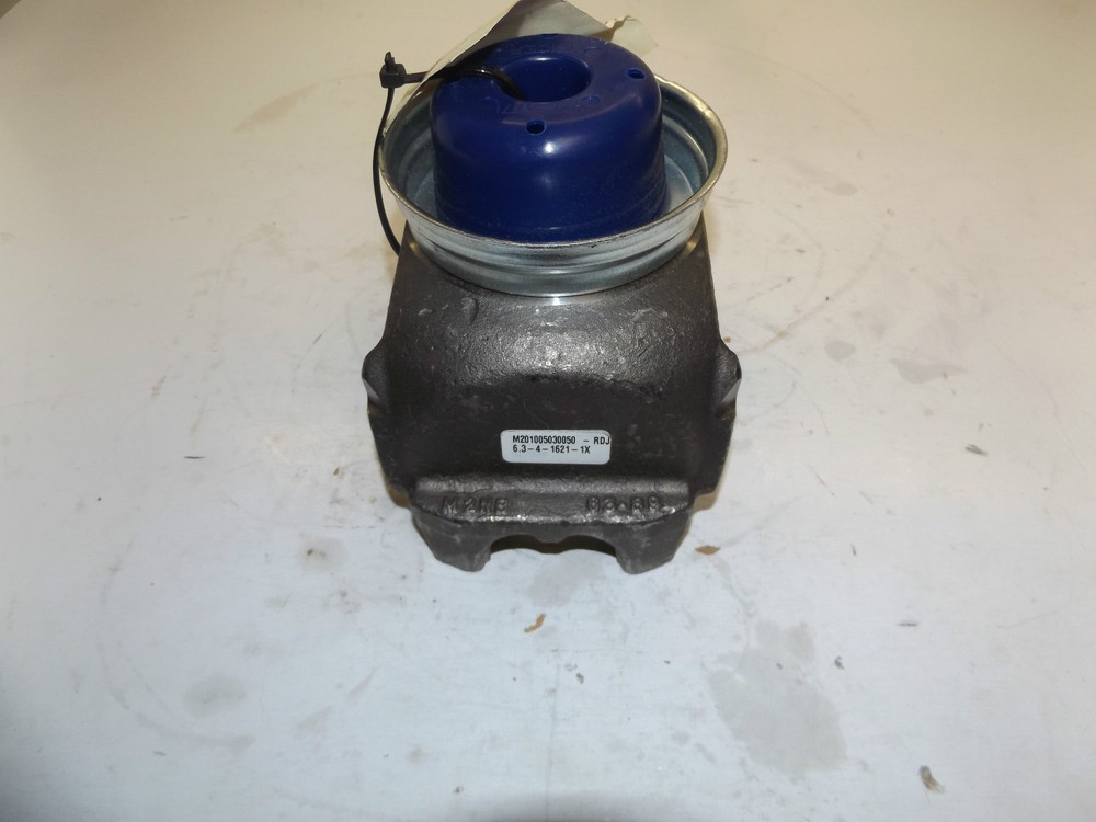 VOLVO 8180655 YOKE