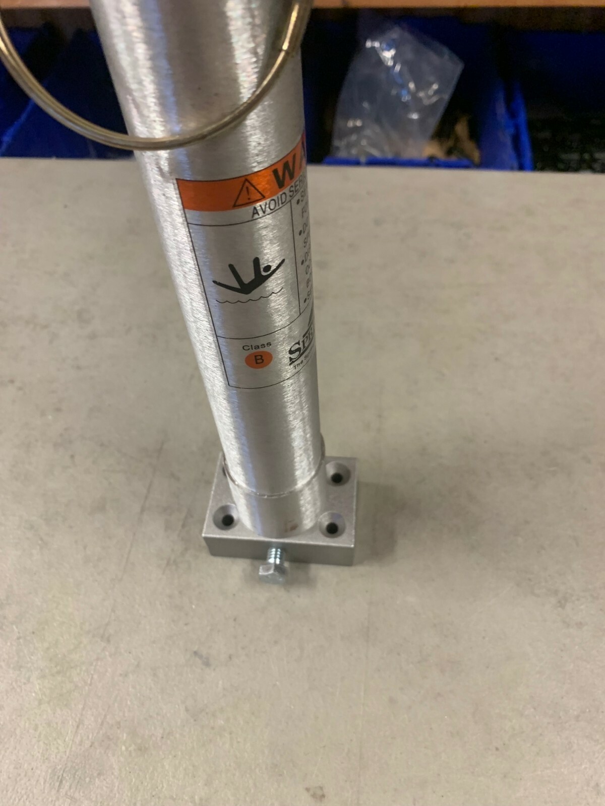 36" T-bar with seat pedestal post and heavy duty base & 6 holders 20 inches Tall