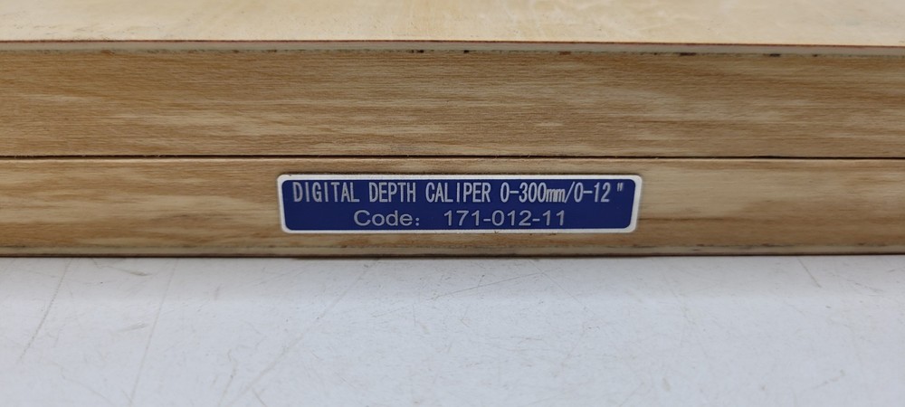 ACCUD DIGITAL DEPTH CALIPER, WIRELESS DATA TRANSFER SYSTEM, MAGNETIC V-BLOCK KIT