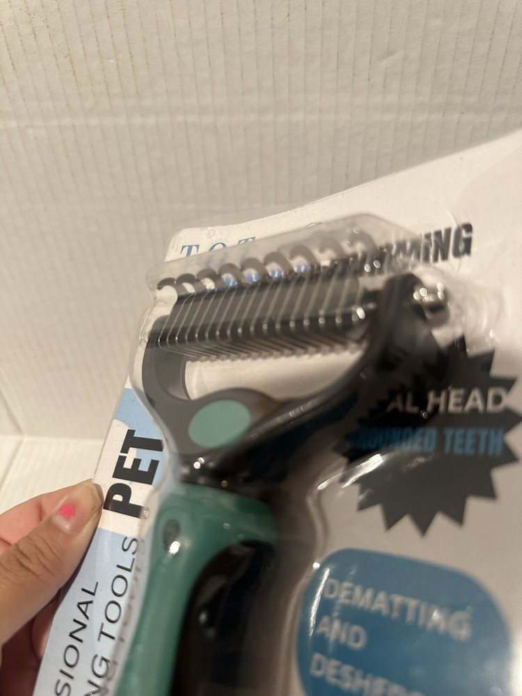 Gromming Tool