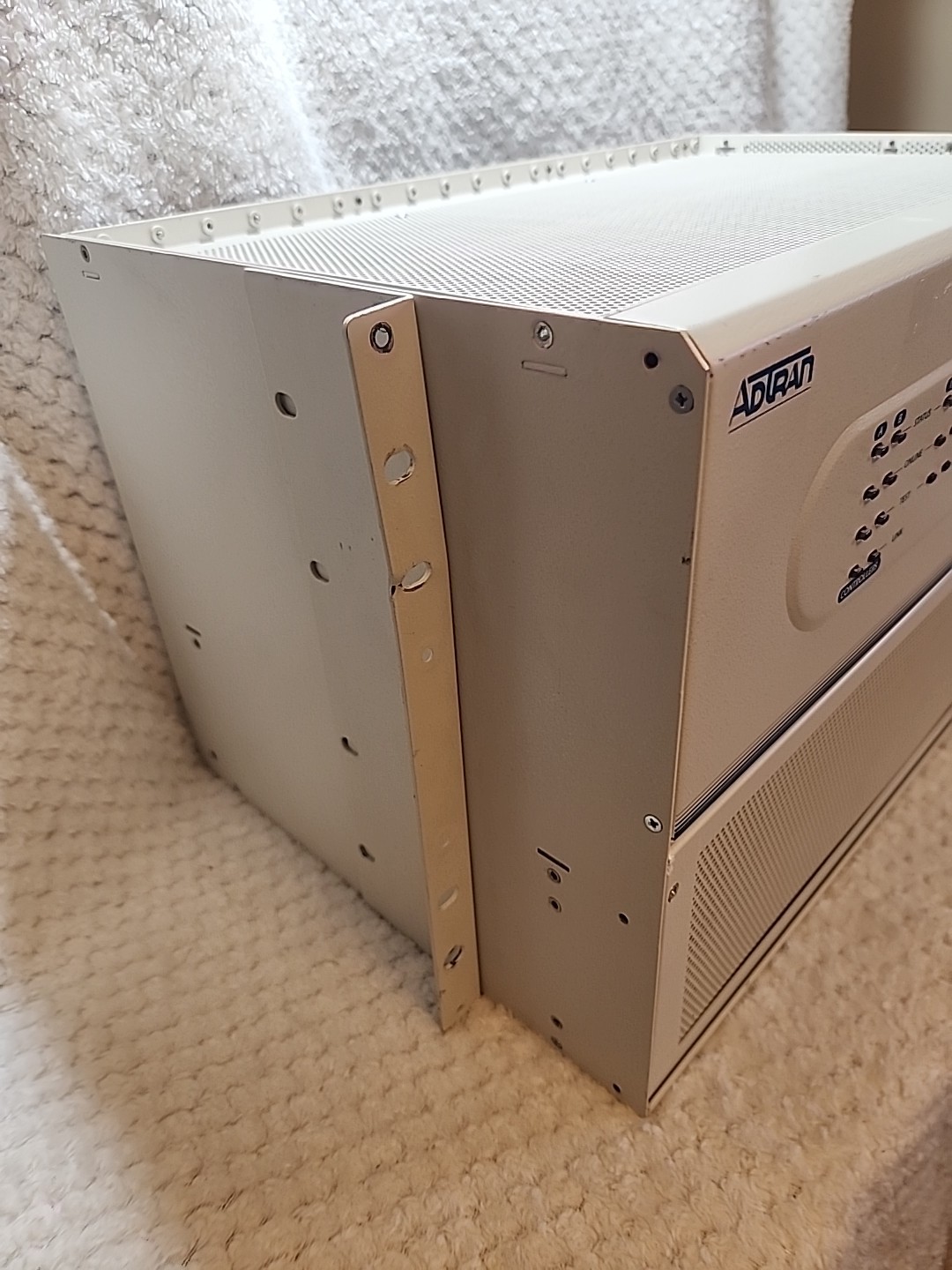 Adtran Atlas 890 Chassis 1200321L1 w/2*Controller +1*Quad T1 PRI +2*PSU Module