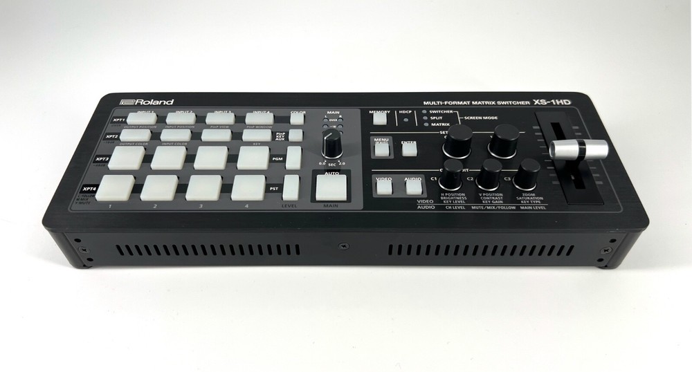 Roland XS-1HD Multi-Format Matrix Switcher