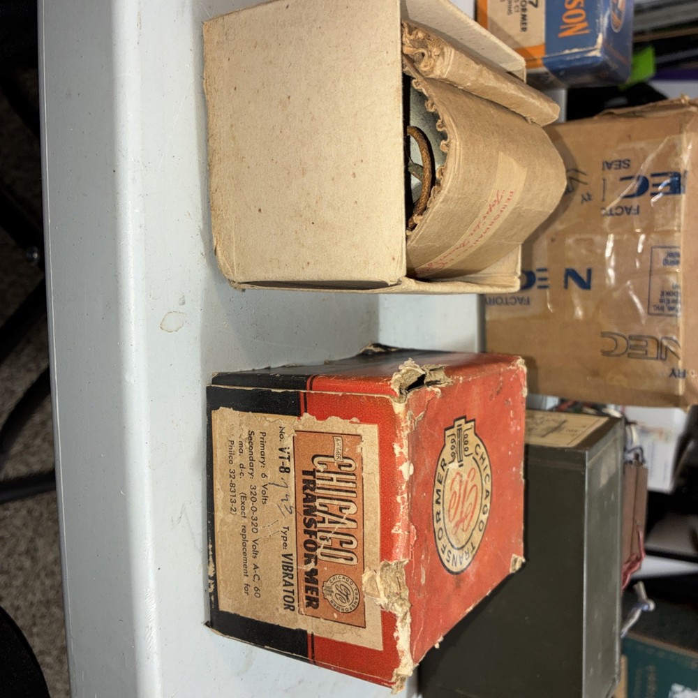 Chicago Transformer, VT-8 Philco Replacement 32-8313-2 Vibrator