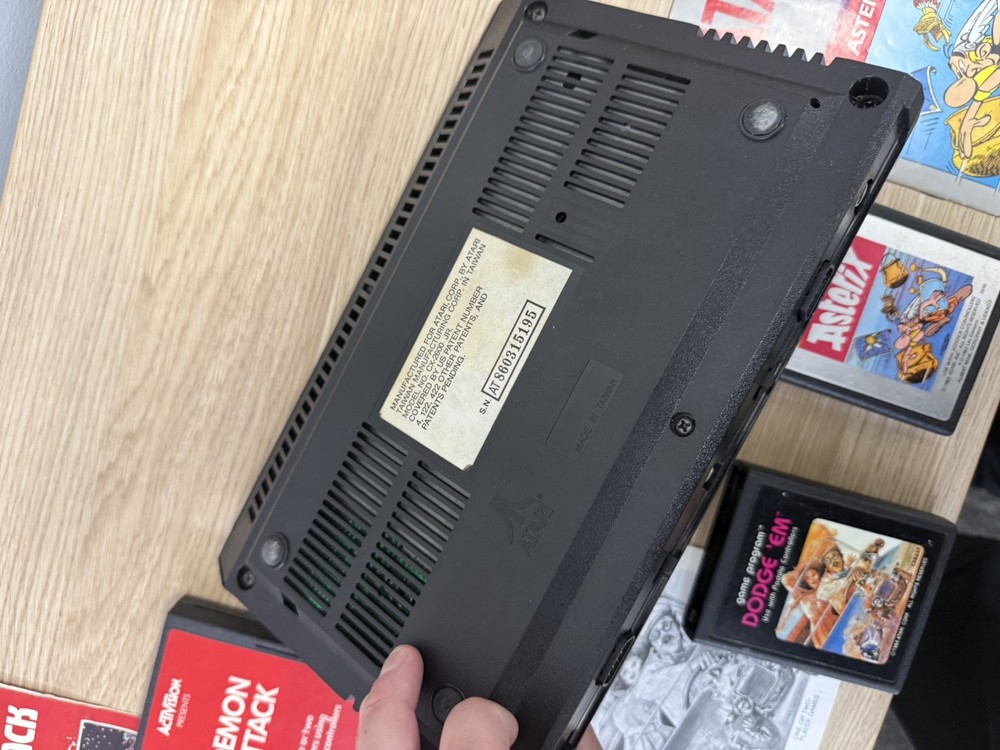 🎮 Atari 2600 Console Bundle – Includes Asterix (NTSC)