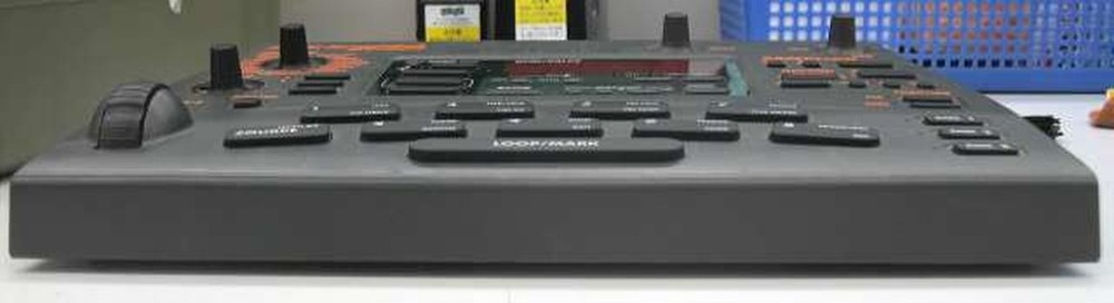 Zoom SampleTrak ST-224 Sampler Groovebox Drum Machine w Power Adapter Japan