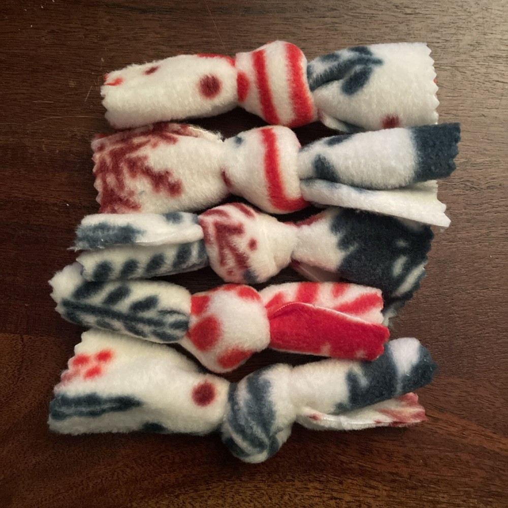 Bow Tie Shaped Cat Toy Christmas Themed Five Pack