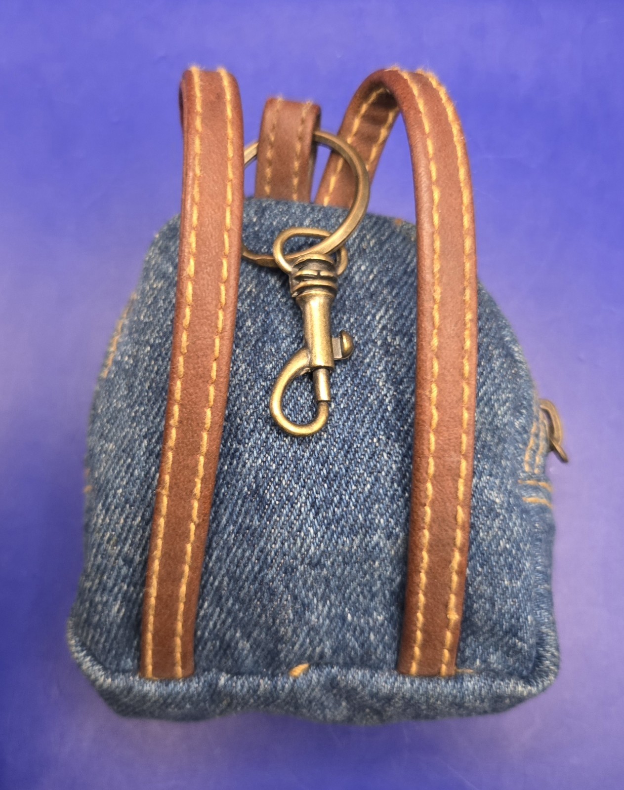 Vtg 1998 Warner Bros Looney Tunes "TWEETY WEAR" Mini Denim Backpack w/Keychain🐤