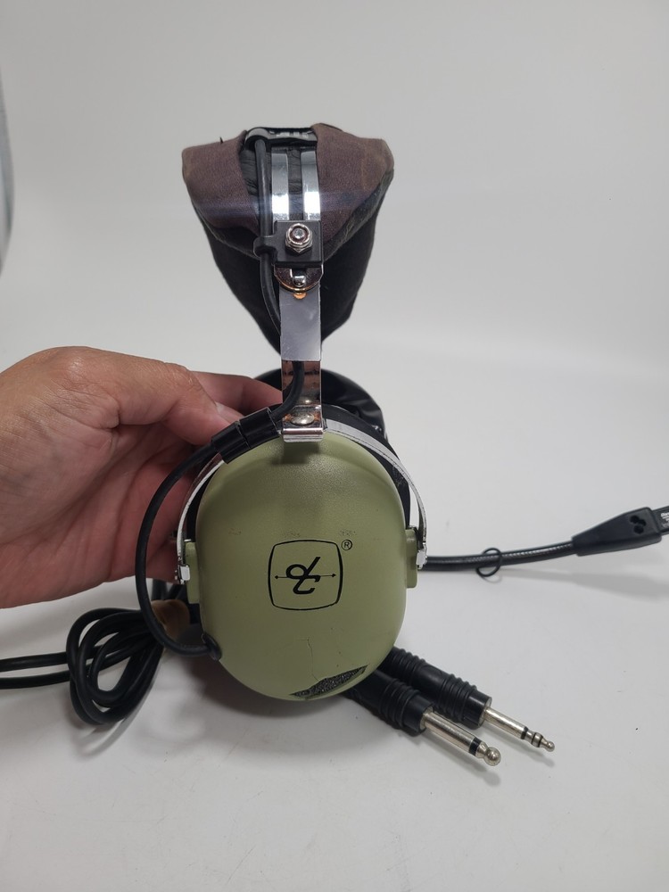 David Clark H10-13.4 Aviation Headset w/Microphone Untested