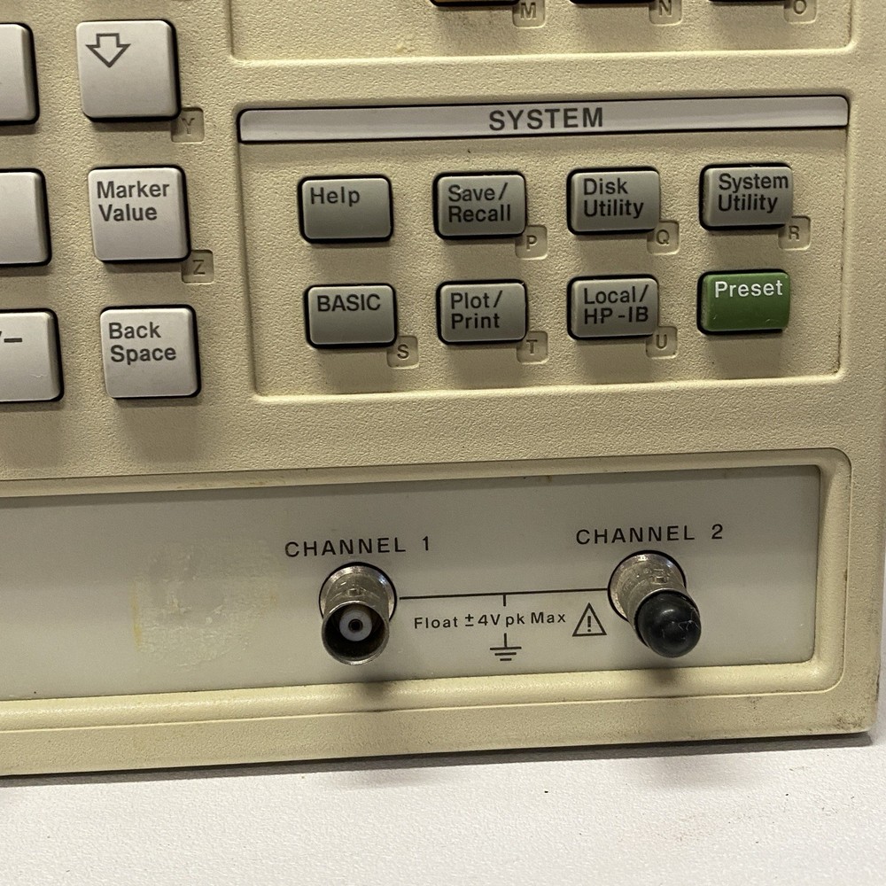 HP 35665A Dynamic Signal Analyzer Pre Owned. Read RS18