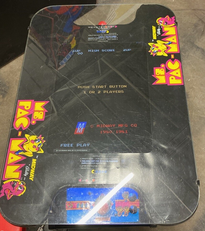 MS PAC-MAN ARCADE MACHINE COCKTAIL TABLE