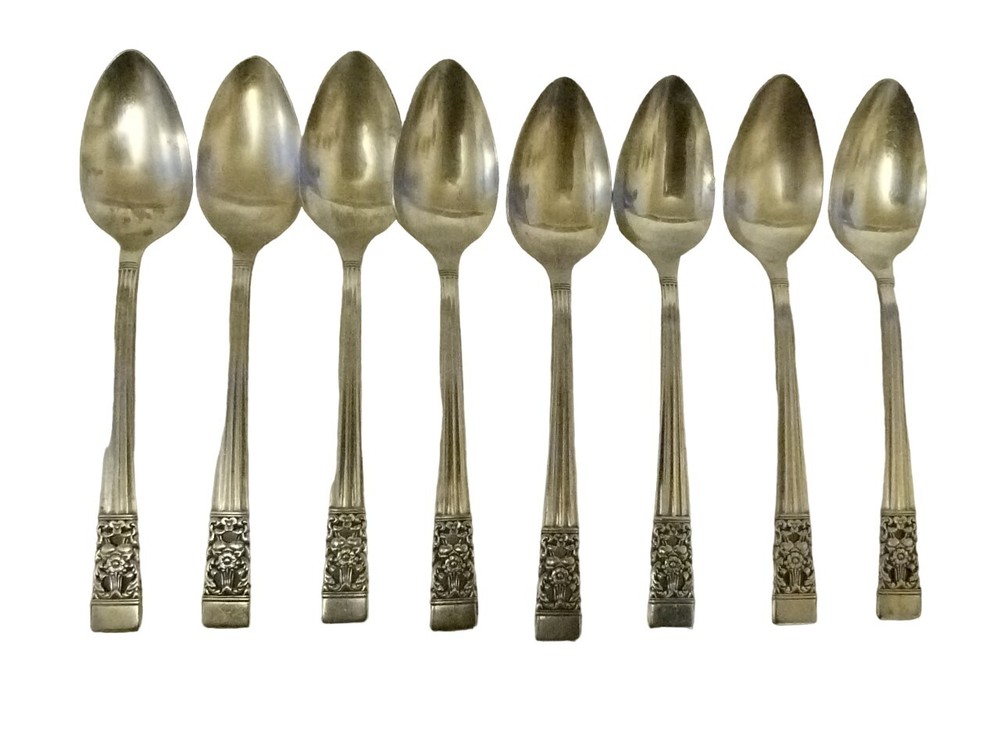 8 GORGEOUS Community Plate CORONATION Flatware TEASPOONS 6.12"