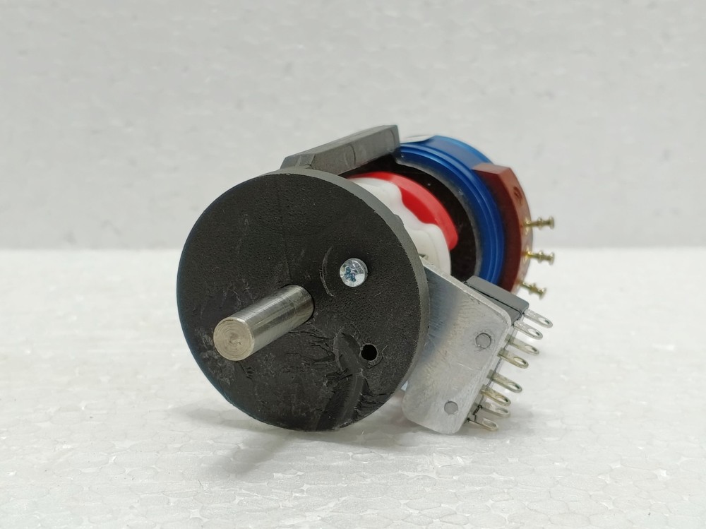 Voltronics V300070 Potentiometer 1K Ohm 34B033104-001 Control Assembly