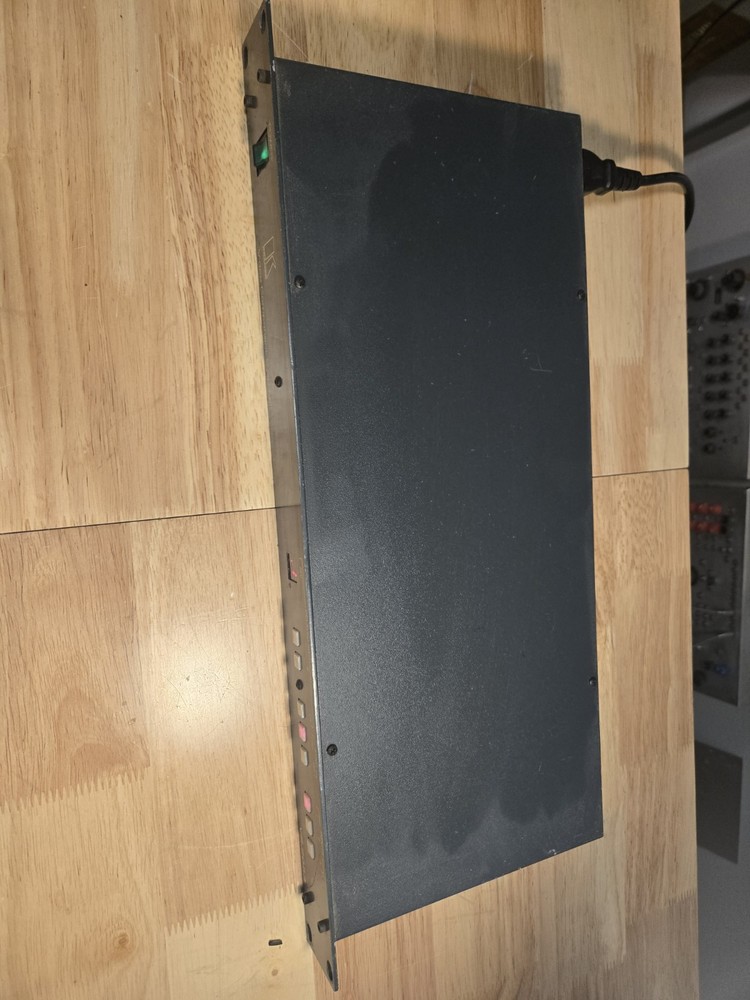 Kramer VS-2053 Video Switcher