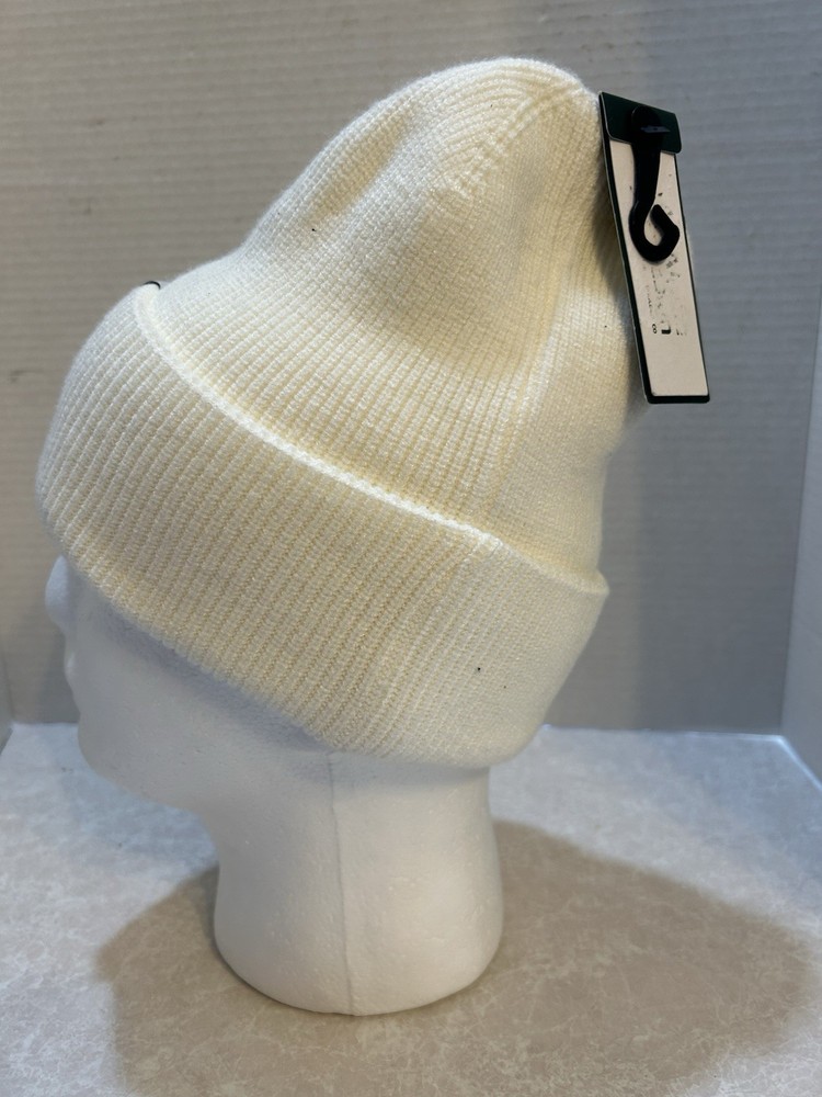 Alpine Snow Core Beanie. NWT. One Size. White