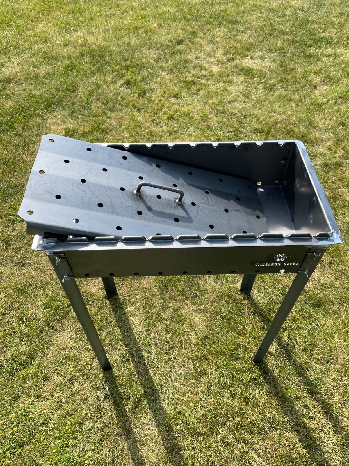 Heavy-duty BBQ Grill / MANGAL 11 Ga (3mm)