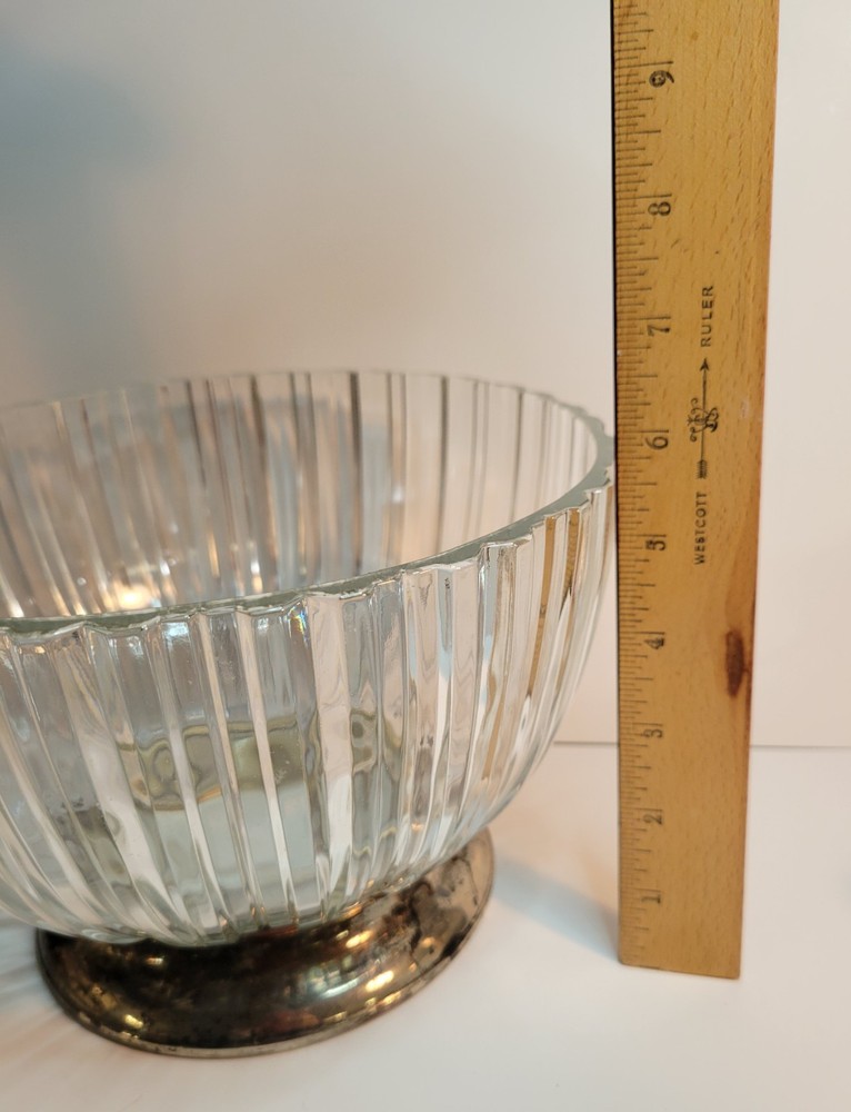 Godinger Crystal Bowl With Silver Plate Base