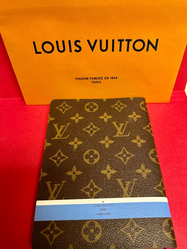 LOUIS VUITTON Christmas Animation Monogram Clemence Notebook -LTD. EDITION