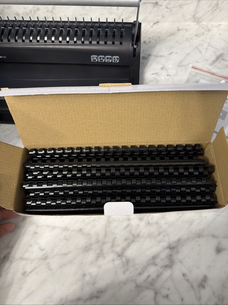 Binditek - ECOPLUS - Manual Comb Binding Machine - 19 Holes - 145 sheet binding