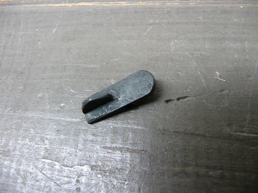 US M1903 Springfield Floorplate Catch (1109-15)