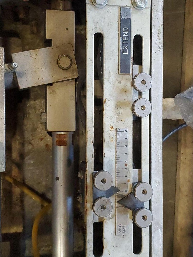 f17220193 Liquid Control Epoxy Pumping Machine Positive Displacement Dosing Pump