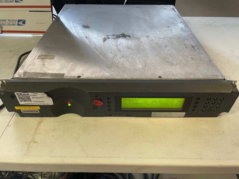 TANDBERG E5500 DSNG VOYAGER SD EVOLUTION 5000 w QPSK Modulator
