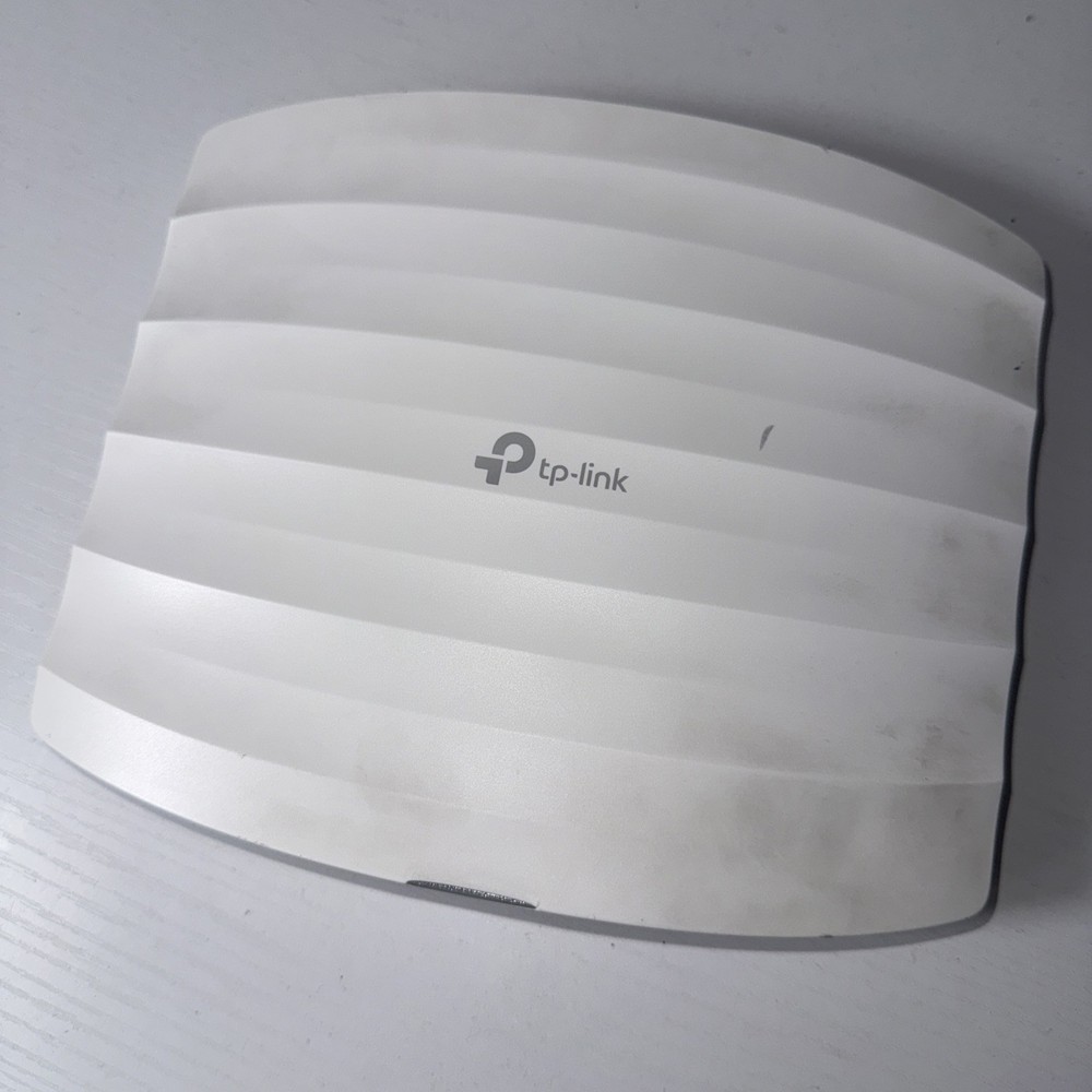 TP-Link EAP225 Omada AC1350 Wireless MU-MIMO Gigabit Ceiling Mount Access Point