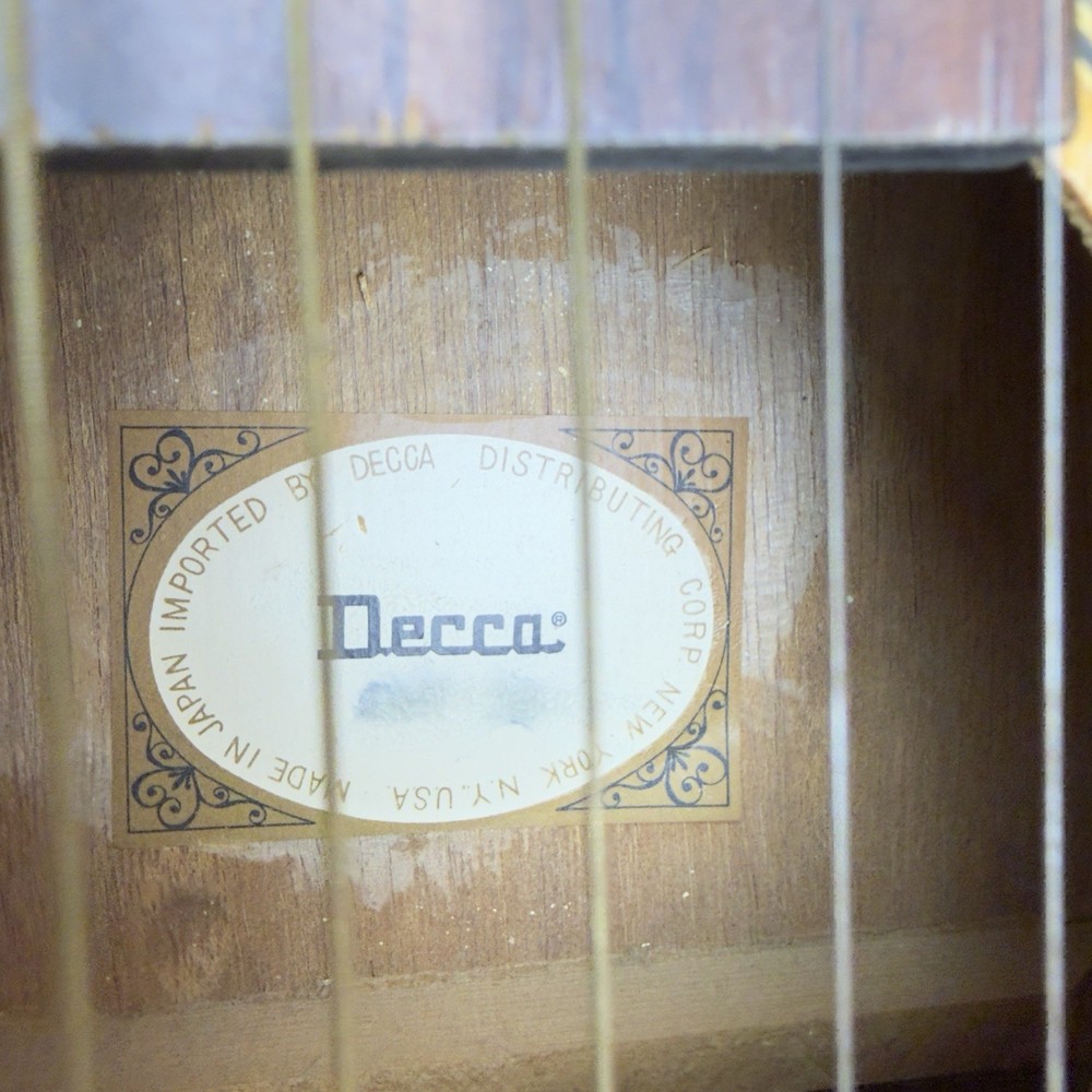 Decca Acoustic Guitar