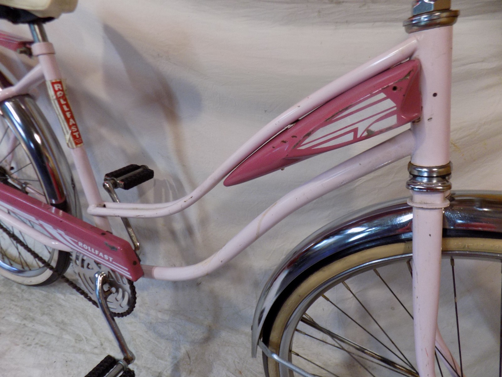 1960s ROLLFAST PINK LADIES TANK BIKE JC HIGGINS MURRAY JET RACK VINTAGE CUTE!