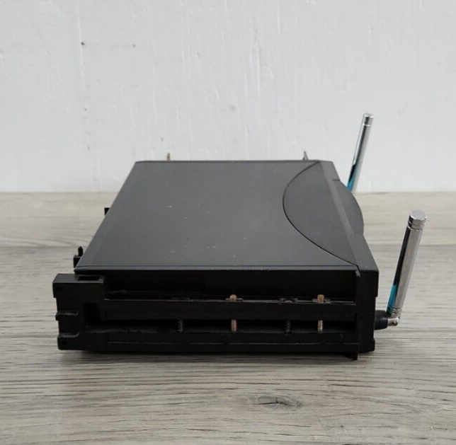 AKG Platnum Series Wireless Receiver Model WR2000 Bundle Pro Audio Equip Tested