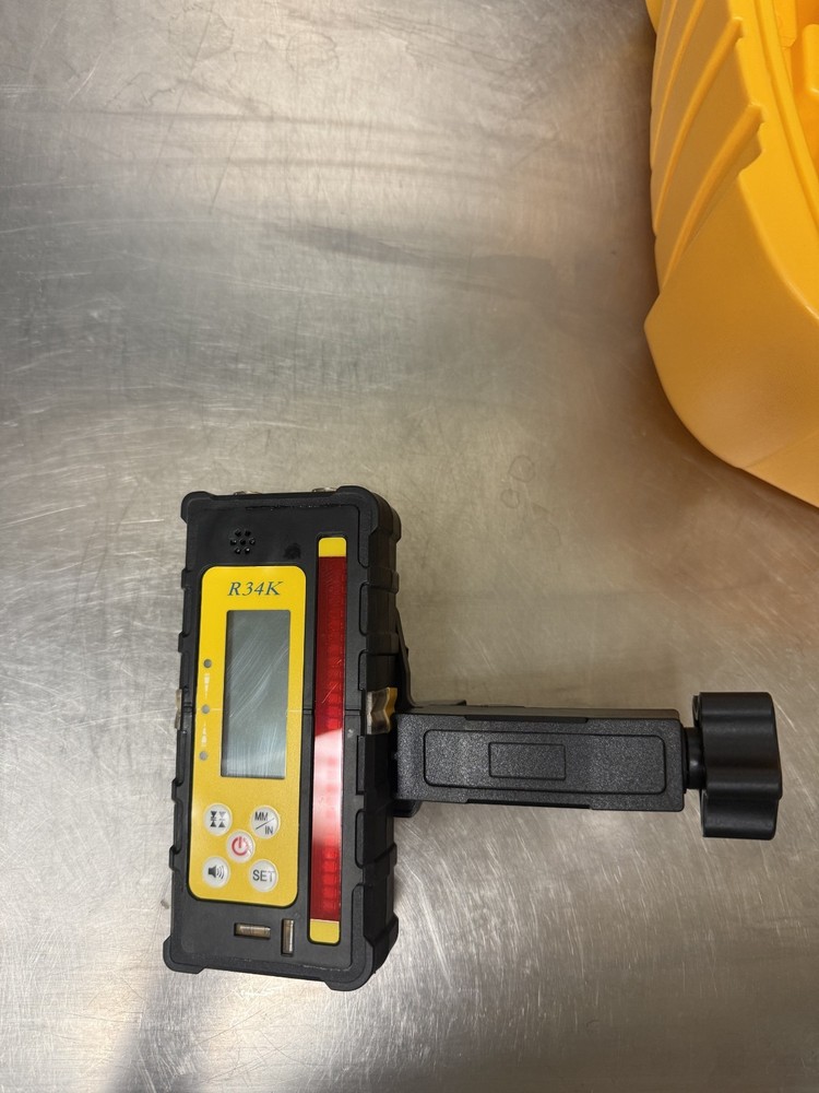 Spectra LL500 Self-Leveling Precision Laser with Receiver