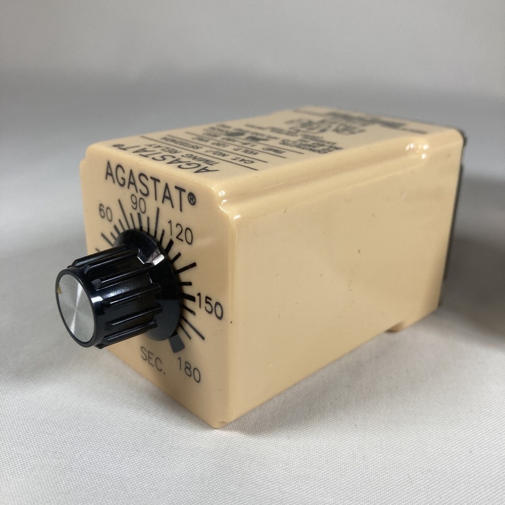 Thomas & Betts Agastat SST22ADA Solid State Timing Relay 120Vac 1.8-180 sec New