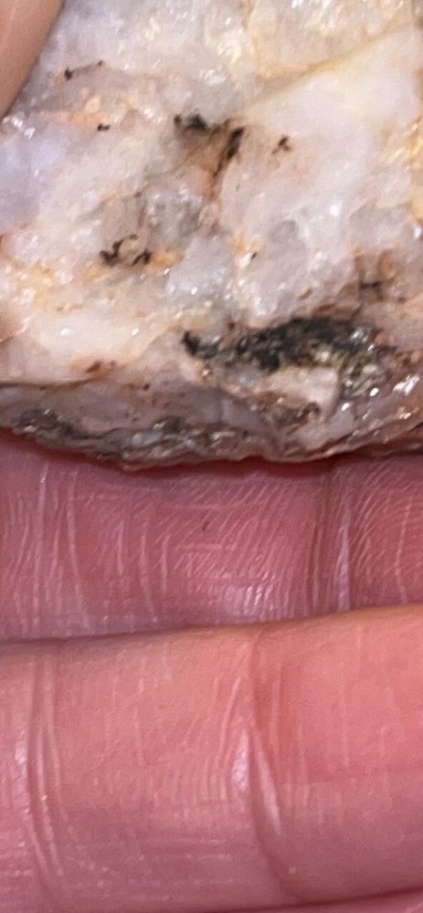 gold ore rocks