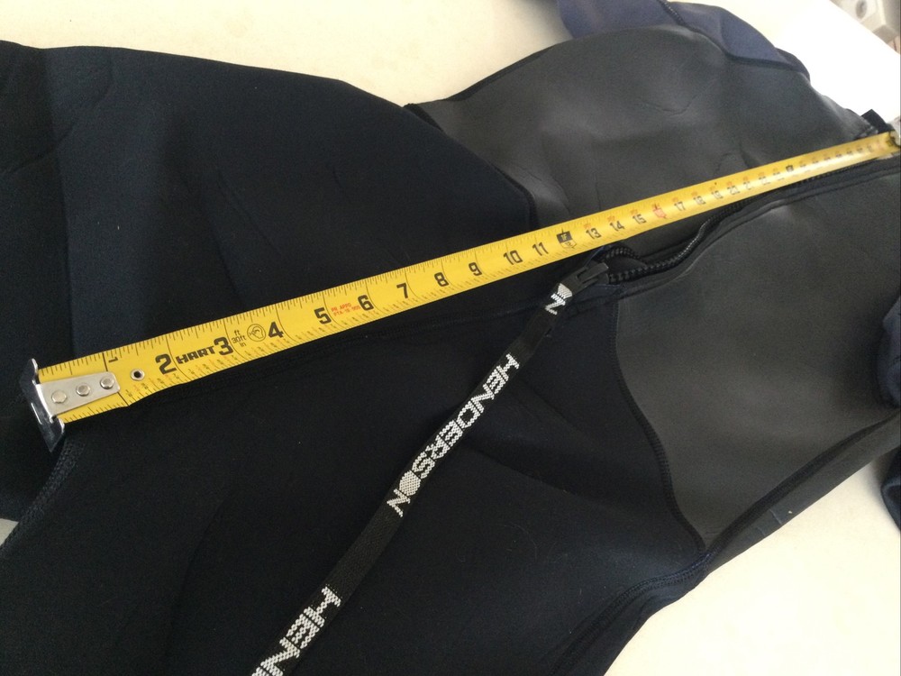 Henderson Wet Suit. 32mm Thickness. Black