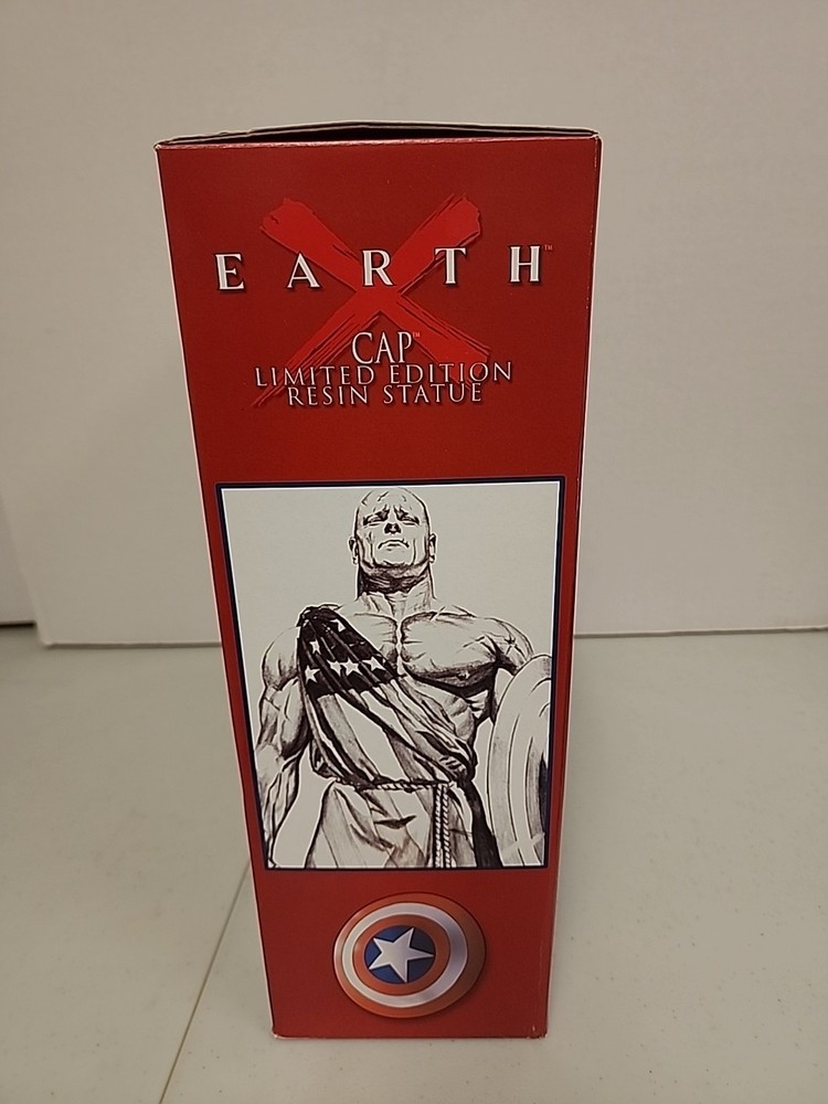 Dynamic Forces Earth X Cap Resin Statue Alex Ross New