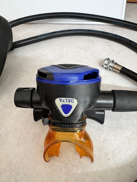 Oceanic Prodigy Scuba Octopus, Dive Computer, Regs, Cayman BC and Dive Backpack