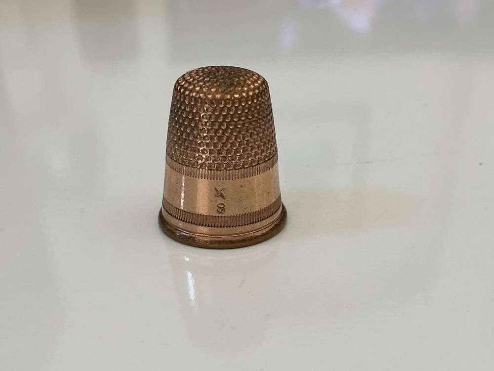 Antique Gold-Plated Monogram Thimble..Size 8