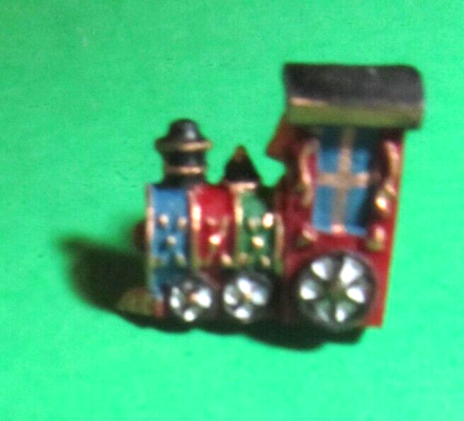 JHB TRAIN ENGINE RED GREEN BLUE PLASTIC APPLIED SHANK NOVELTY BUTTON-9/9
